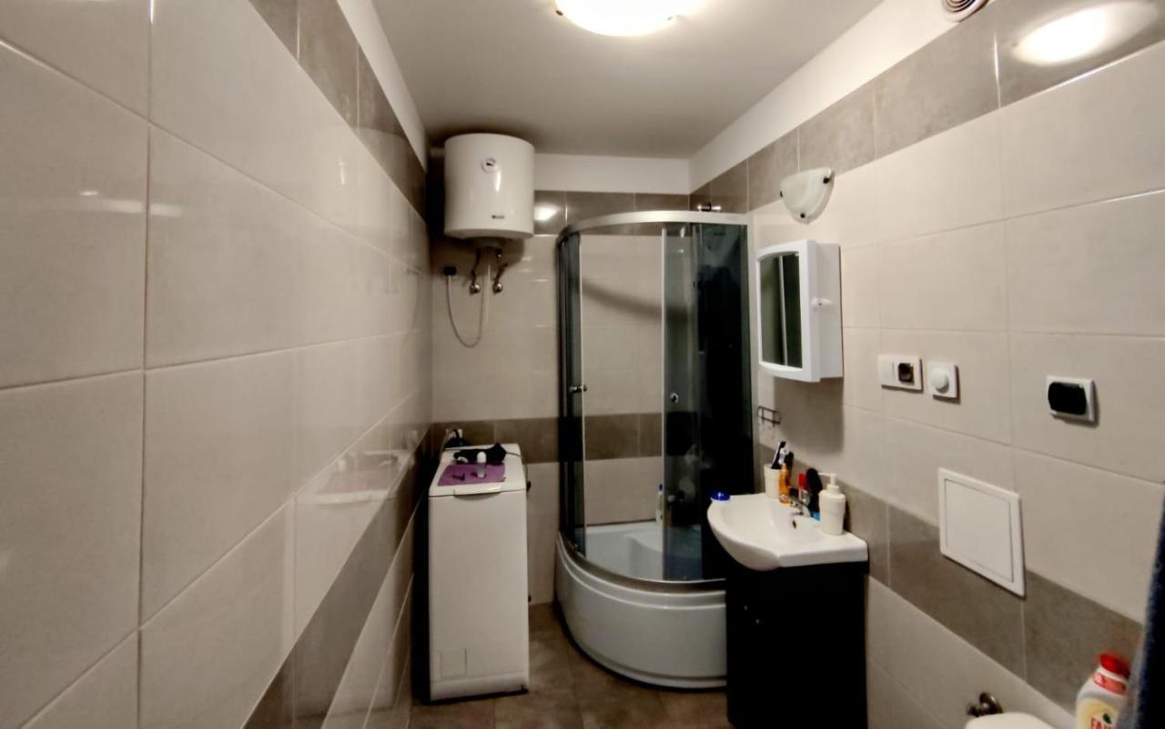 Apartment In The Heart Of Kazimierz Krakow Exterior photo